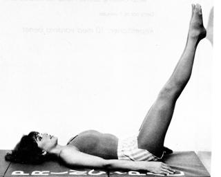 Victoria Principal feet photo thumbnail