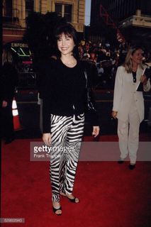 Victoria Principal feet photo thumbnail