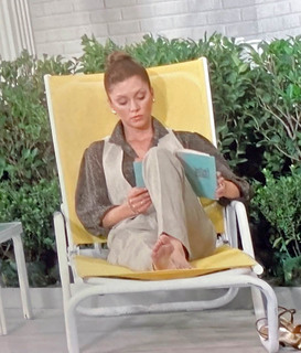 Victoria Principal feet photo thumbnail