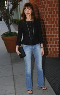 Victoria Principal feet photo thumbnail