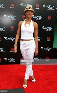 Victoria Rowell feet photo 7