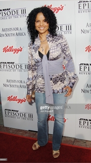 Victoria Rowell feet photo 9