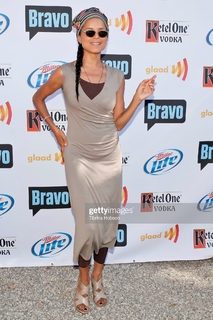 Victoria Rowell feet photo 16