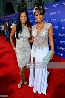 Victoria Rowell feet photo 15