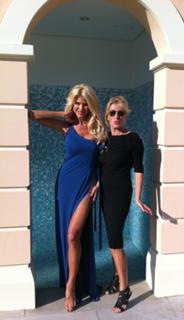Victoria Silvstedt feet photo thumbnail