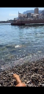 Victoria Silvstedt feet photo thumbnail