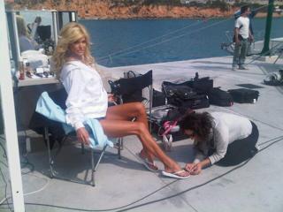 Victoria Silvstedt feet photo thumbnail