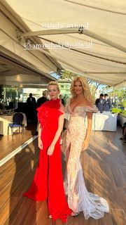 Victoria Silvstedt feet photo thumbnail