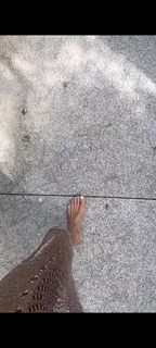 Victoria Silvstedt feet photo thumbnail