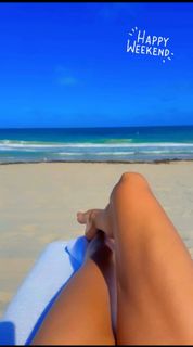 Victoria Silvstedt feet photo 3