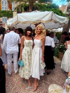 Victoria Silvstedt feet photo 9