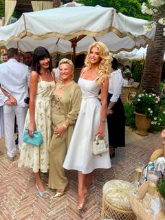 Victoria Silvstedt feet photo 8