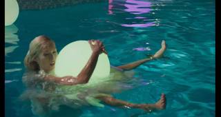Victoria Smurfit feet photo 3
