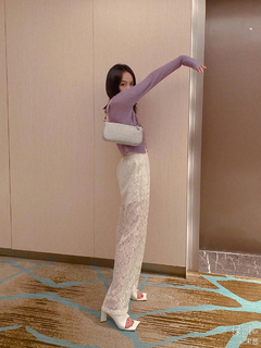 Victoria Song feet photo 17