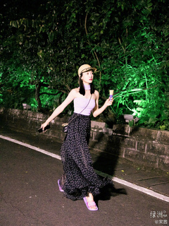 Victoria Song feet photo 9