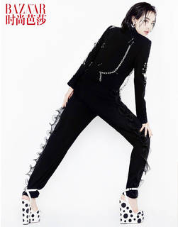 Victoria Song feet photo 11