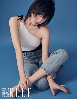 Victoria Song feet photo 1