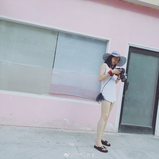 Victoria Song feet photo 1