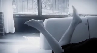 Victoria Song feet photo 14
