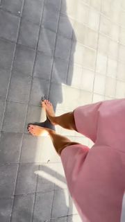 Victoria Villarroel feet photo 1