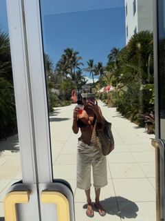 Victoria Villarroel feet photo 7