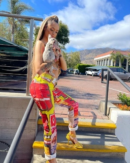 Victoria Waldrip feet photo thumbnail