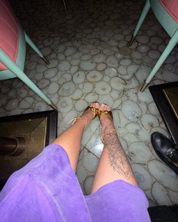 Victoria Waldrip feet photo thumbnail