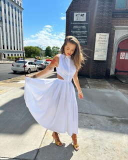 Victoria Waldrip feet photo thumbnail