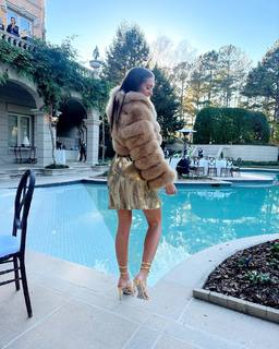 Victoria Waldrip feet photo thumbnail