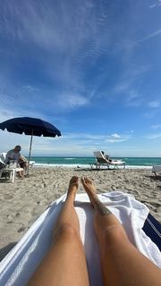Victoria Waldrip feet photo thumbnail