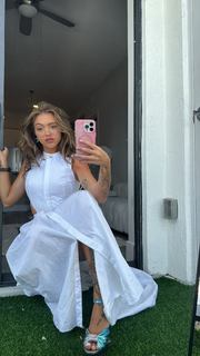 Victoria Waldrip feet photo thumbnail