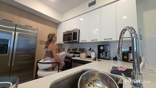 Victoria Waldrip feet photo thumbnail