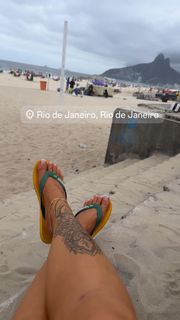 Victoria Waldrip feet photo thumbnail