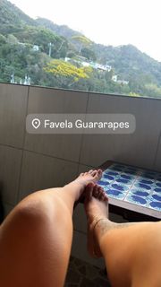 Victoria Waldrip feet photo thumbnail