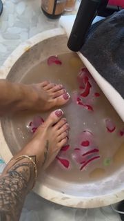 Victoria Waldrip feet photo 8