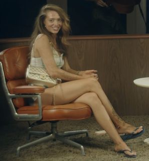 Victoria Waldrip feet photo 9