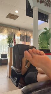 Victoria Waldrip feet photo 1