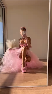 Victoriaasecretss feet photo 5