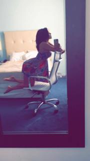 Vida Guerra feet photo thumbnail