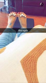 Vida Guerra feet photo thumbnail