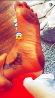 Vida Guerra feet photo thumbnail