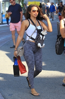 Vida Guerra feet photo thumbnail