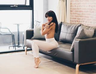Vida Guerra feet photo thumbnail