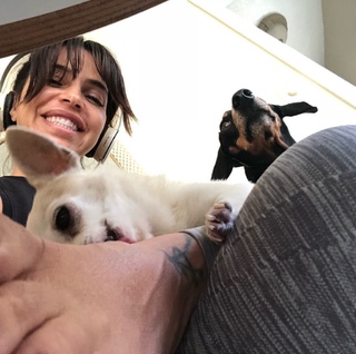 Vida Guerra feet photo thumbnail