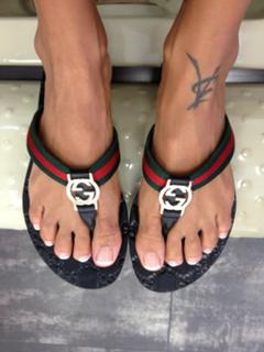 Vida Guerra feet photo thumbnail
