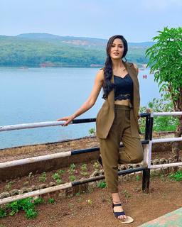 Vidisha Srivastava feet photo 14