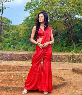 Vidisha Srivastava feet photo 13