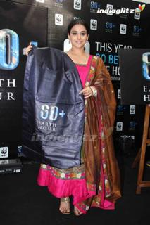 Vidya Balan feet photo thumbnail