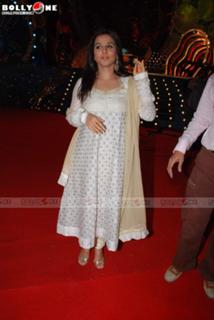 Vidya Balan feet photo thumbnail