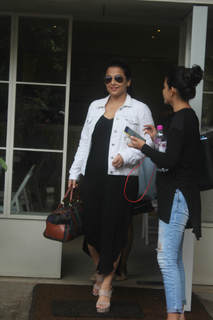 Vidya Balan feet photo thumbnail